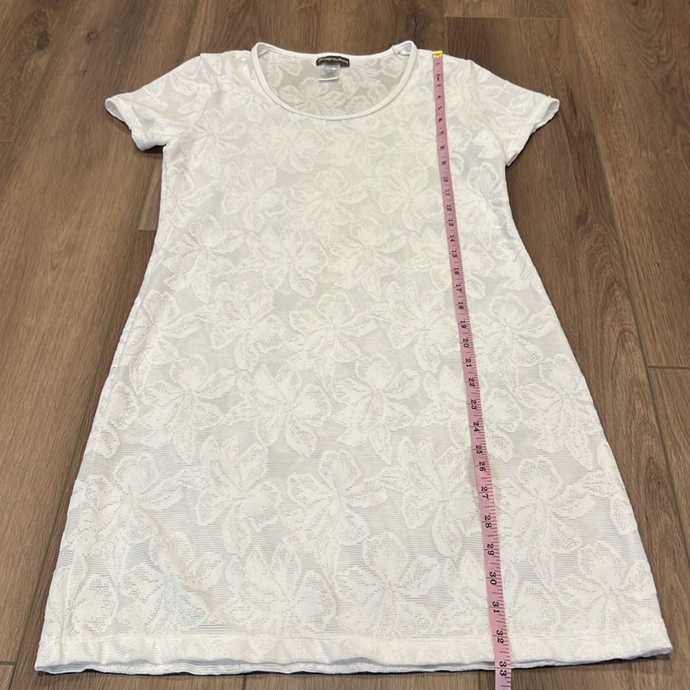 Tommy Bahama Cover-up Dress, Textured Fabric, Floral, Semi-Sheer, Size XS - Picture 5 of 13